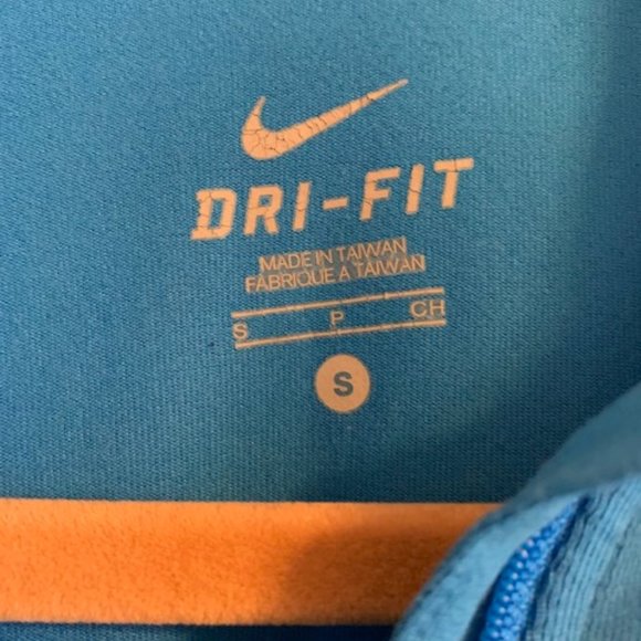 Nike 1/2 Zip Women's Size S Dri-Fit Lightweight Activewear Logo Jacket - Picture 5 of 5